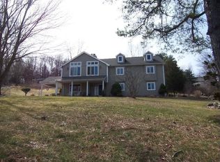 205 Swendsen Dr, Monroe, CT 06468