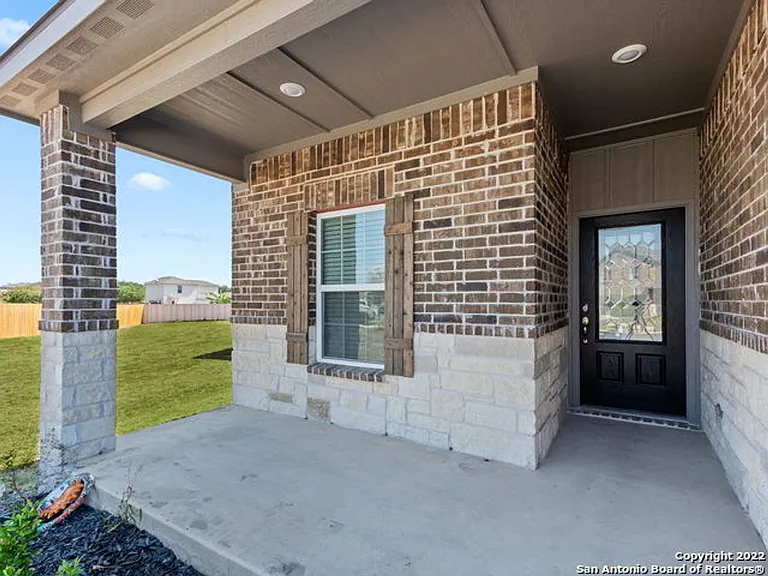 6550 Underwood Way — Photo 4