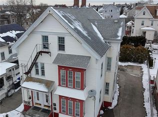 24 Kossuth St, Pawtucket, RI 02860