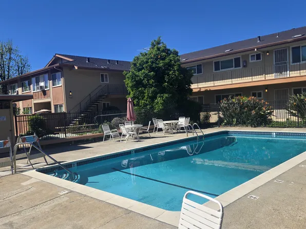 1359 Phelps Ave APT 5, San Jose, CA 95117