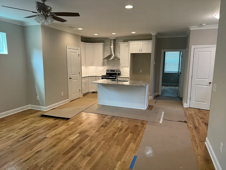 106 Lyndee Ln — Photo 12