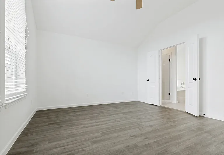 5224 McGrath Dr — Photo 14