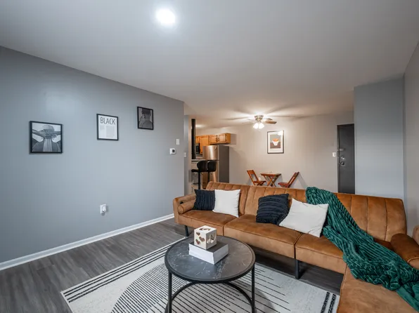 527 S Pitt St, Carlisle, PA