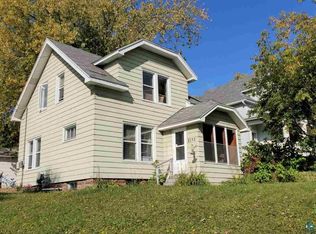 2133 W 10th St, Duluth, MN 55806