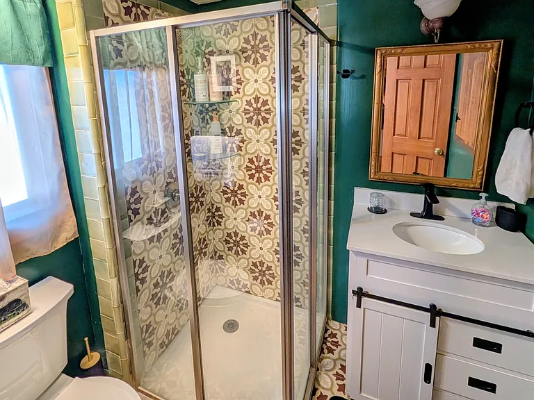 262 Bend Ave — Photo 10
