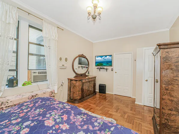 255 79th Street image 9 of 24