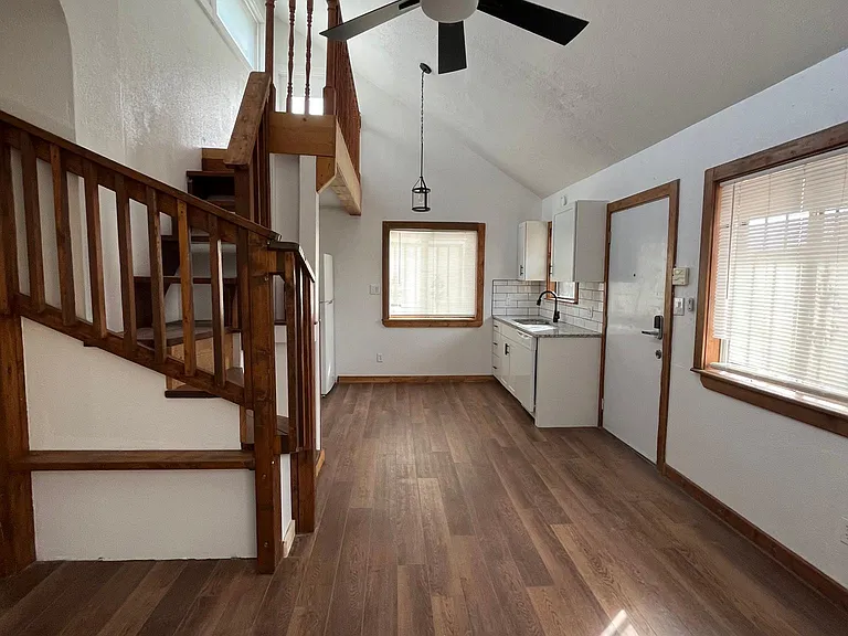 1712 Lead Ave SE #C — Photo 6