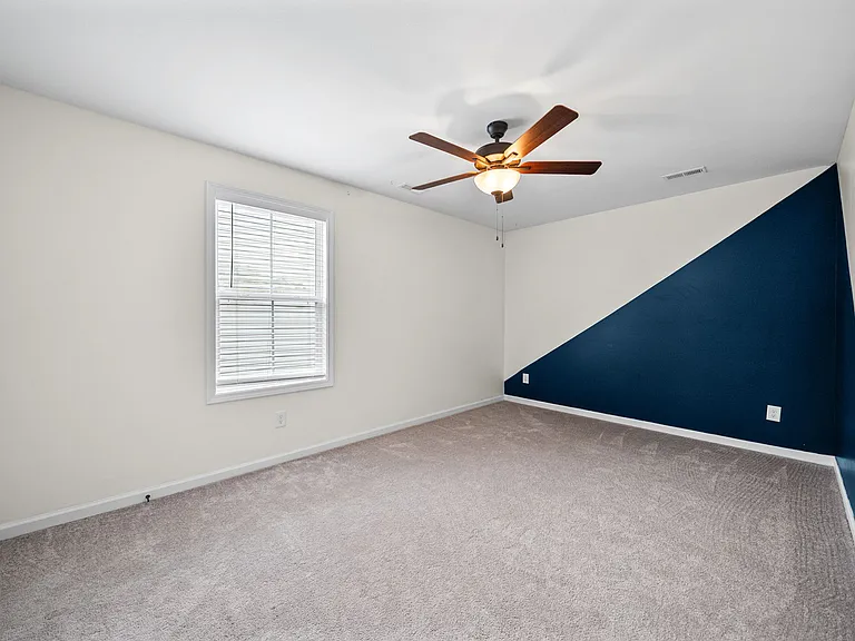 1042 Winesap Rd — Photo 29