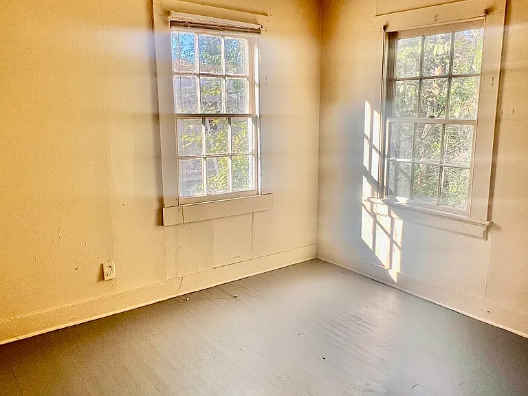 804 9th Pl — Photo 8