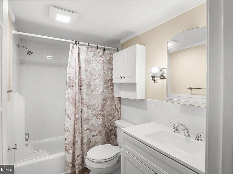 6034 Westchester Park Dr #1 — Photo 19