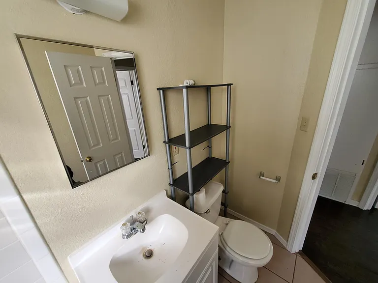 1414 NW Lincoln Ave — Photo 33