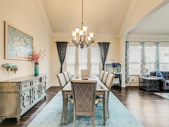 3rd image of 7201 W Nirvana Cir