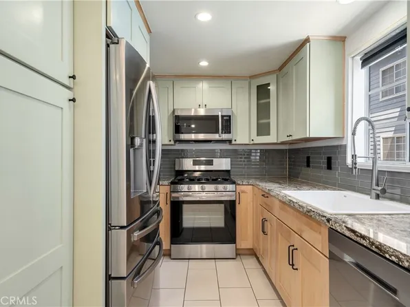 26129 Frampton Ave APT E, Los Angeles, CA 90710