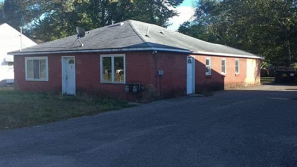 1st image of 14 Willman St SE #B