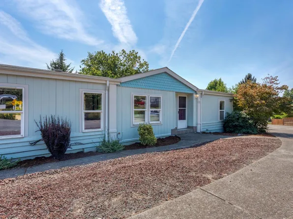 625 SW 9th St Unit 28, Dundee, OR 97115