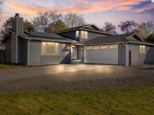 8201 W Deschutes Ave, Kennewick, WA 99336