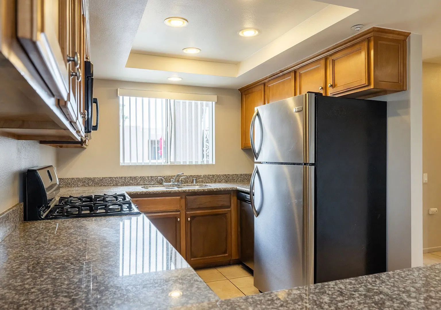 73820 Shadow Mountain Drive — Photo 1