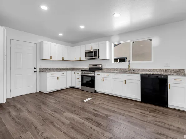 3616 Keogh Dr, Sparks, NV 89431