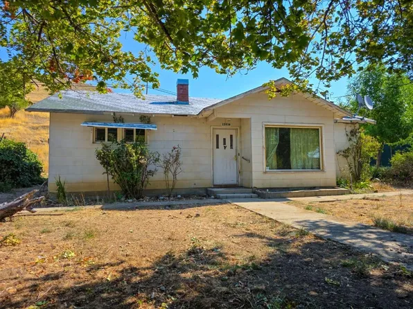 15936 1st Ave, Hornbrook, CA 96044