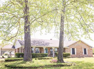 109 Meadowview St, Crockett, TX 75835