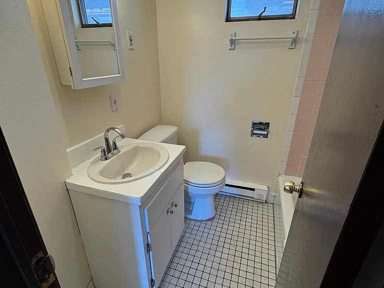3 Alice Ave #5 — Photo 18
