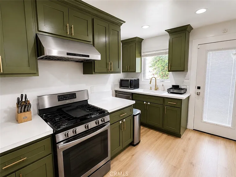 1274 S Muirfield Rd — Photo 10