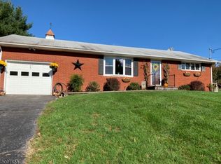 70 Dawn Rd, Milford, NJ 08848