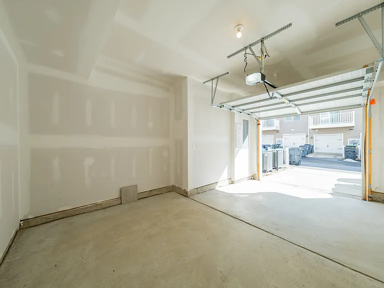 2707 Acadia Dr #B — Photo 36