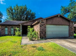 7618 Goldfinch Dr, Humble, TX 77396