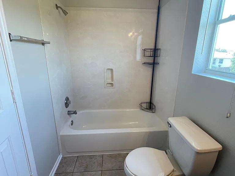2309 Maedell Dr — Photo 26