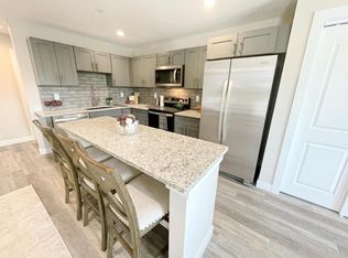 6 Stockyard Dr #2B-1BA-950SQFT, Windham, ME 04062