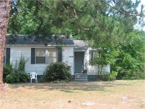 2429 Knox Dr, Valdosta, GA 31602