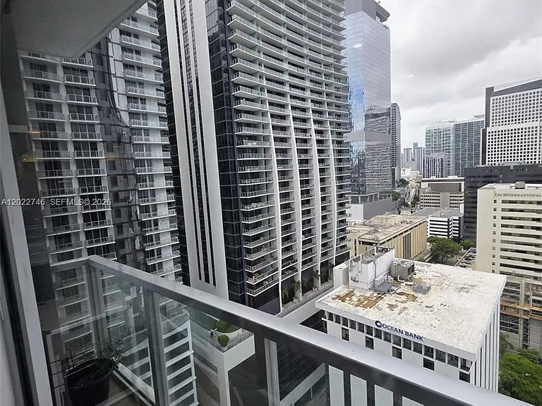 1060 Brickell Ave #2201 — Photo 6