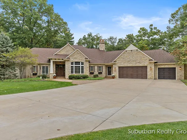 1334 White Pine Dr SW, Grand Rapids, MI 49534