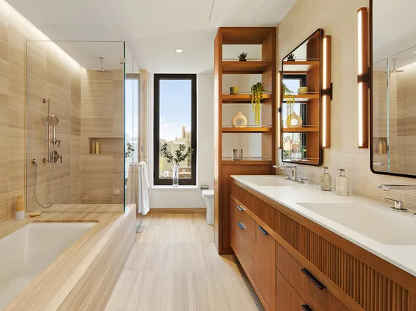 428 West 19th Street image 8 of 19