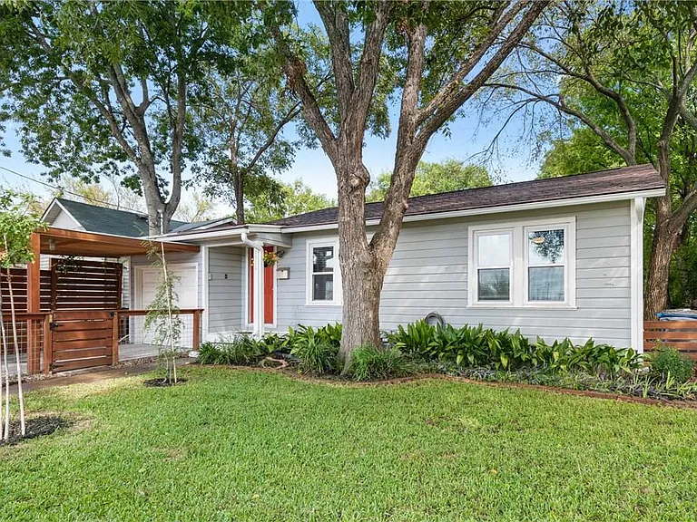 7815 Hardy Dr — Photo 21
