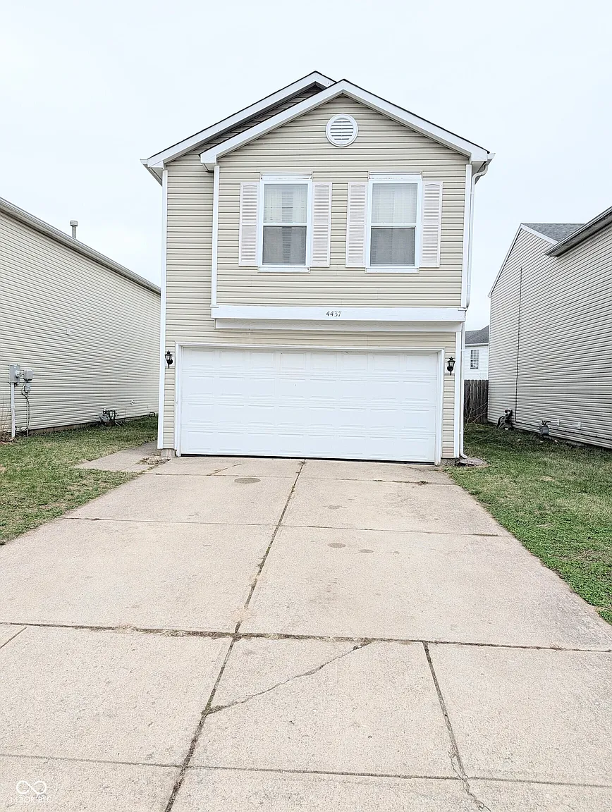 4437 Fullwood Ct photo 1