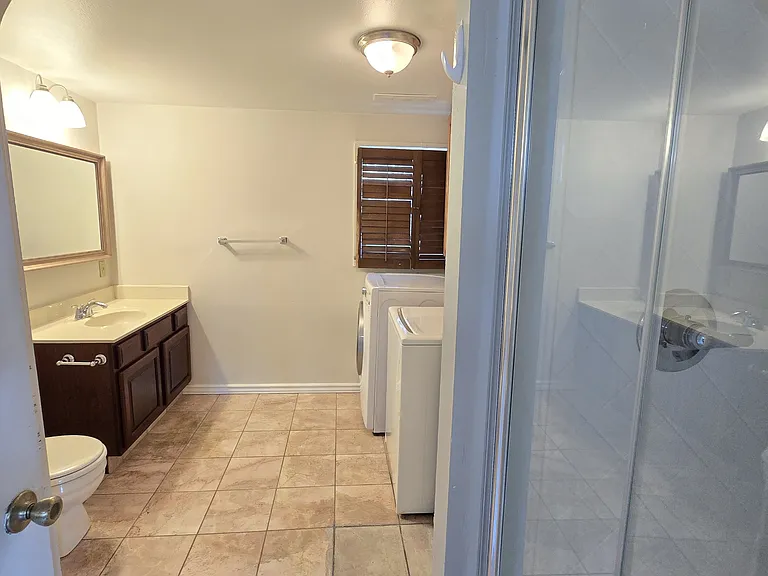 6526 Charter Dr — Photo 15