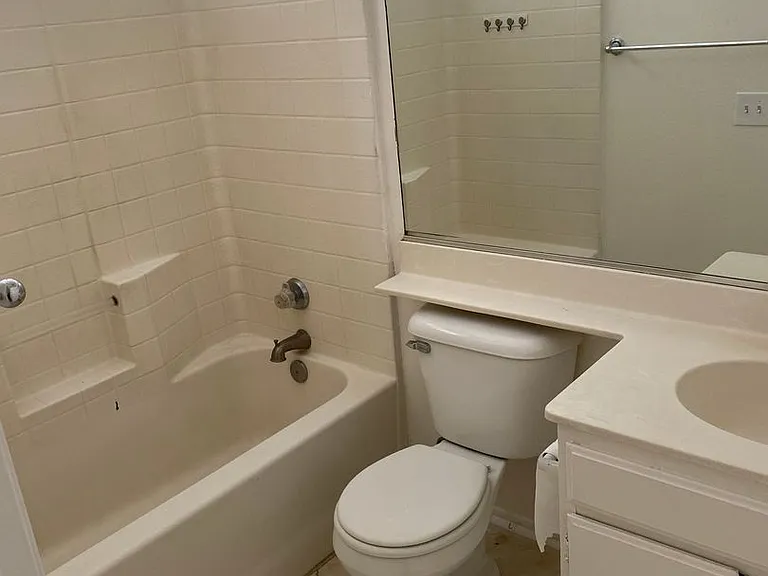 10231 Lawson Ave — Photo 14