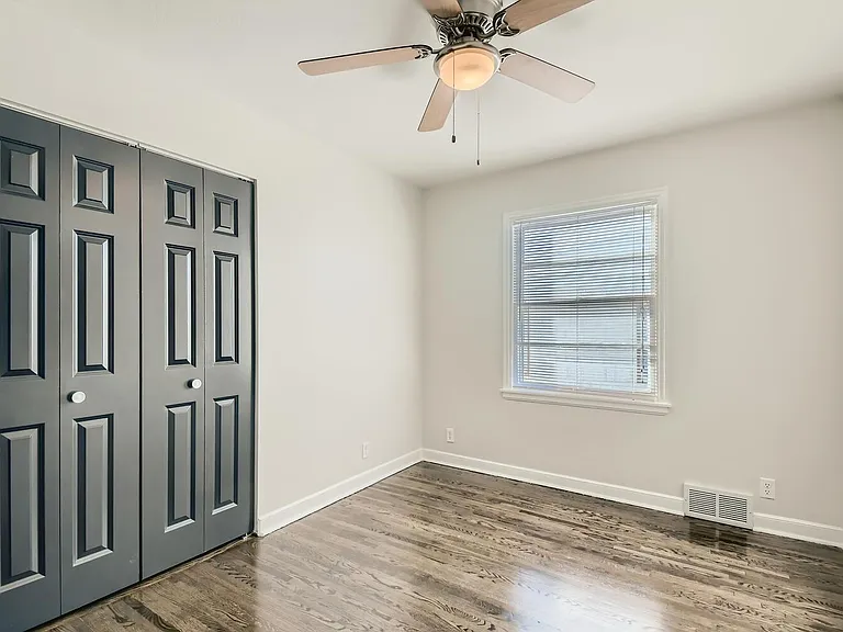 1314 Oxford St — Photo 12