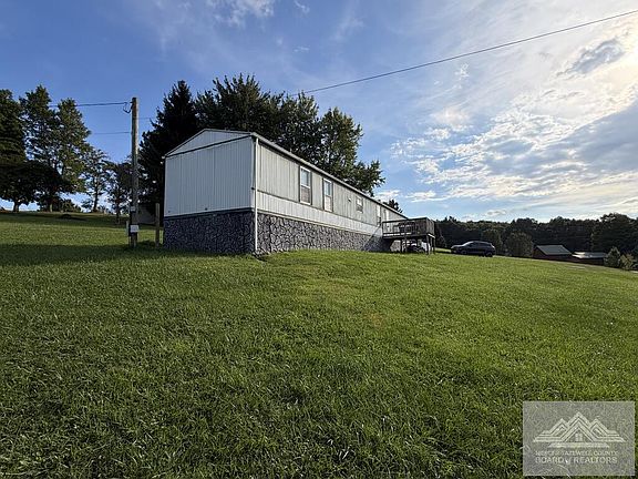 4th image of 232 Pisgah Ln