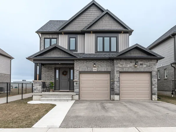 236 Bradshaw Dr, Perth East, ON N5A 0C5