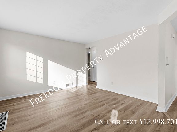 4th image of 629 Perrilyn St