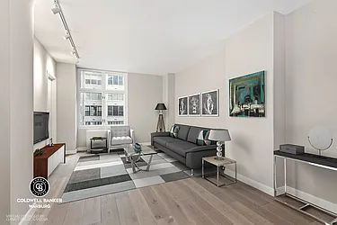 Rented by Coldwell Banker Warburg