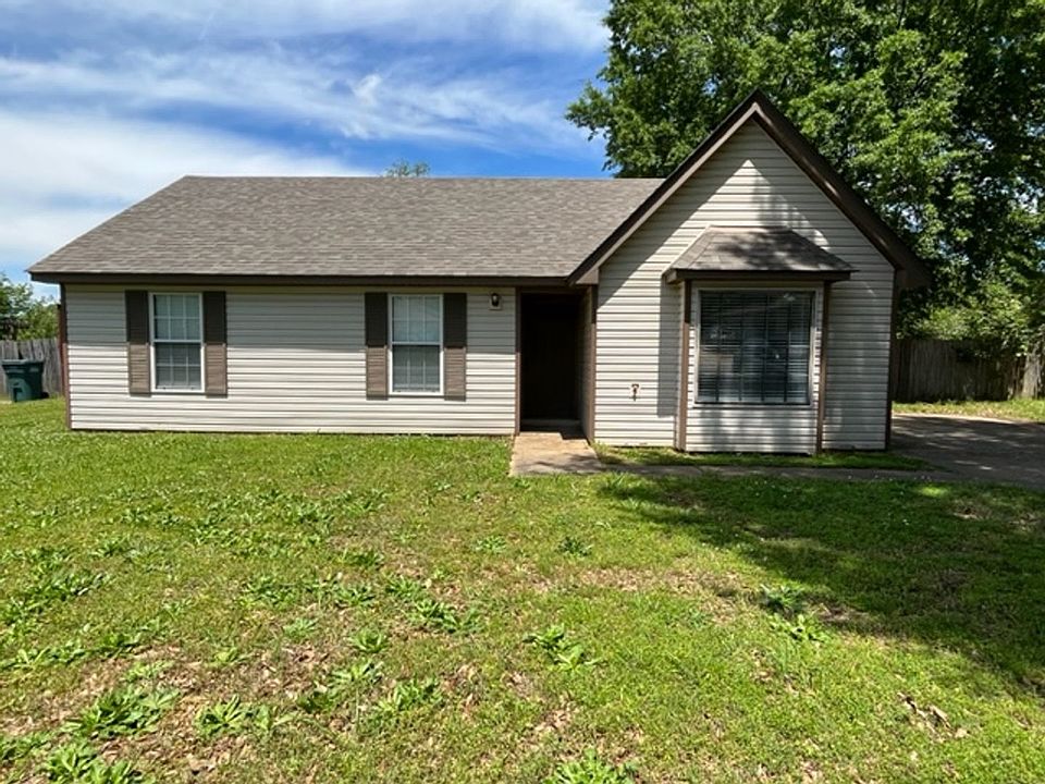 1st image of 1862 Custer Dr
