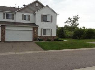 1738 Prescott Ct, Chaska, MN 55318