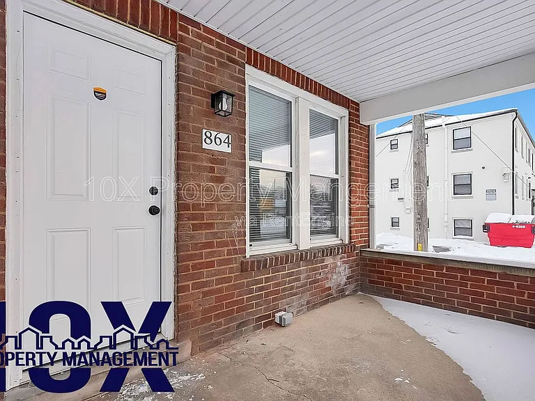 864 Fairwood Ave — Photo 4