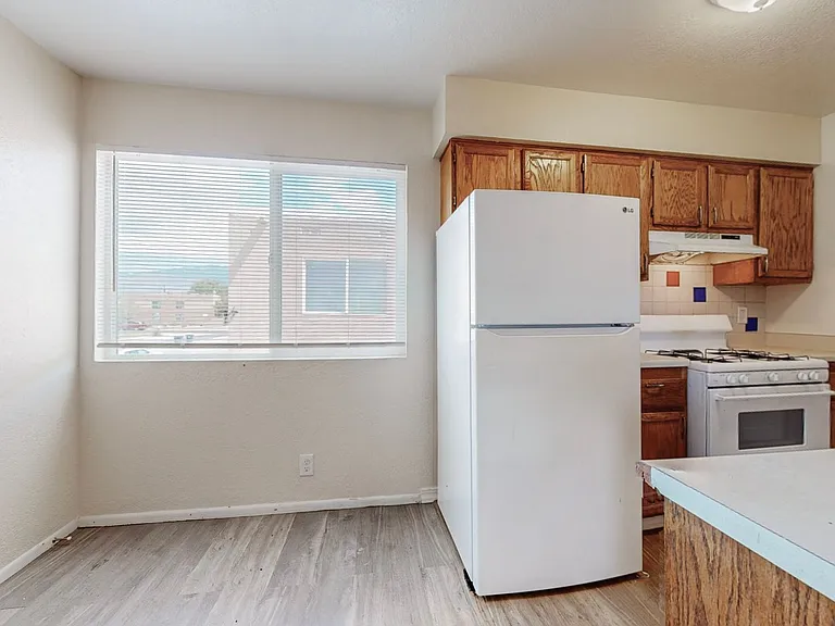 8000 Grand Avenue NE — Photo 17