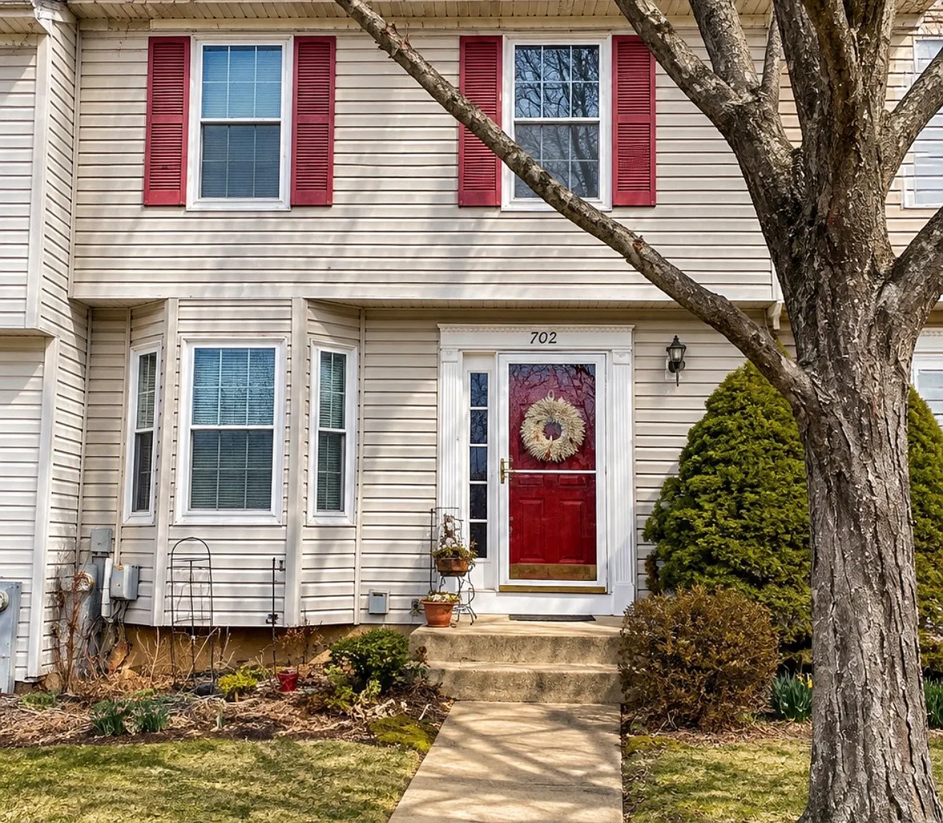 3 bed, 1962 sqft, $2,615 — Photo 1