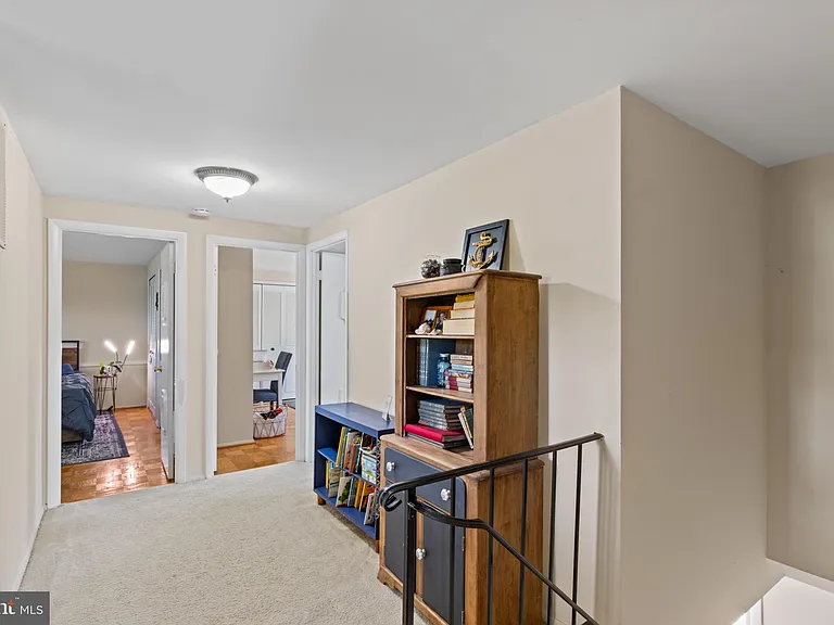 1435 Crofton Pkwy — Photo 21